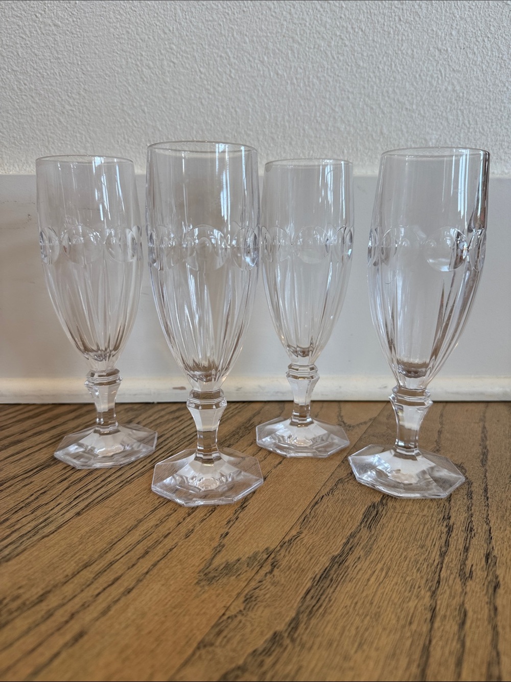 Towle Orly Clear Elegant Crystal Style Fluted Champagne Glasses Set of 4